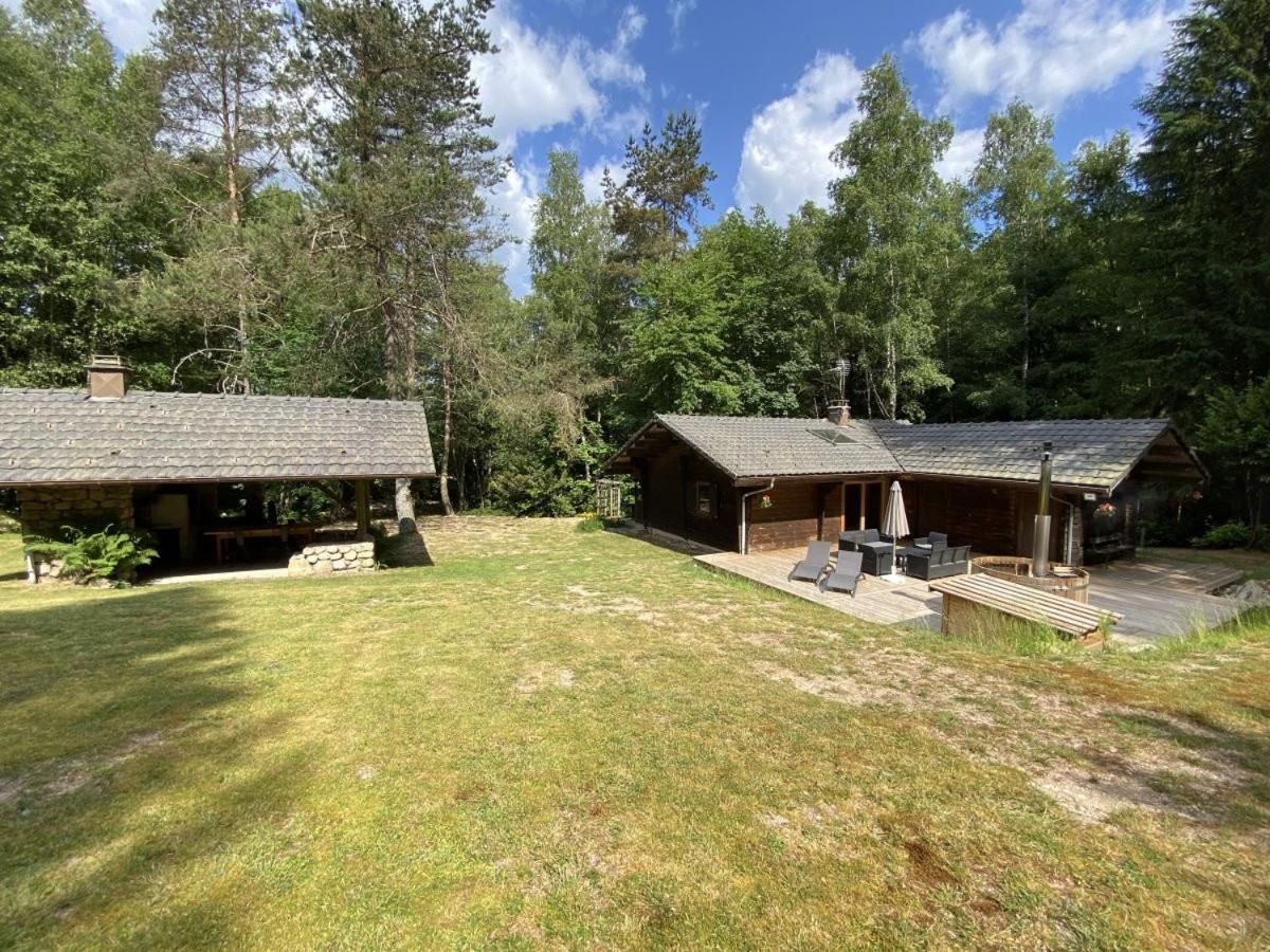 Le Fishing Lodge Chalet En Bois Avec Bain Nordique ラ・ブレス エクステリア 写真