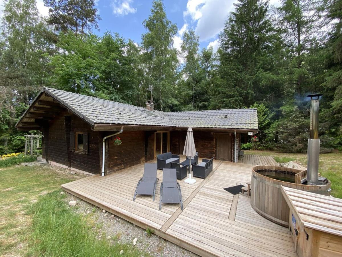 Le Fishing Lodge Chalet En Bois Avec Bain Nordique ラ・ブレス エクステリア 写真