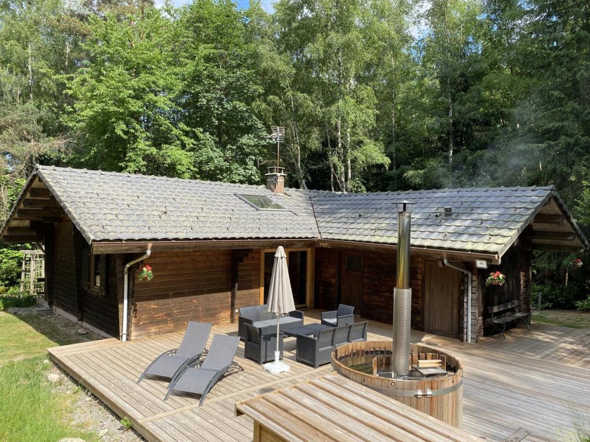 Le Fishing Lodge Chalet En Bois Avec Bain Nordique ラ・ブレス エクステリア 写真