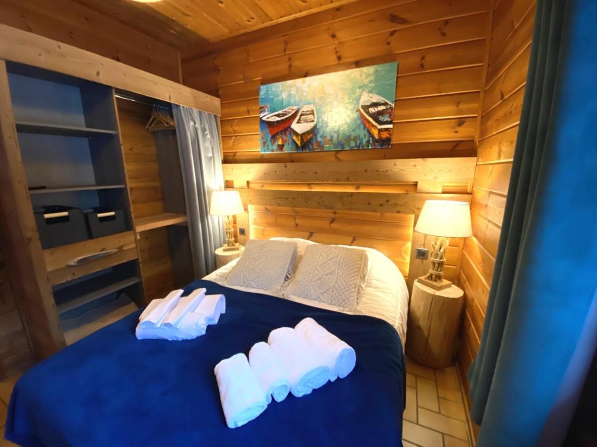 Le Fishing Lodge Chalet En Bois Avec Bain Nordique ラ・ブレス エクステリア 写真
